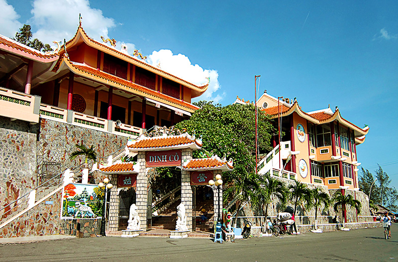 Dinh Co Temple